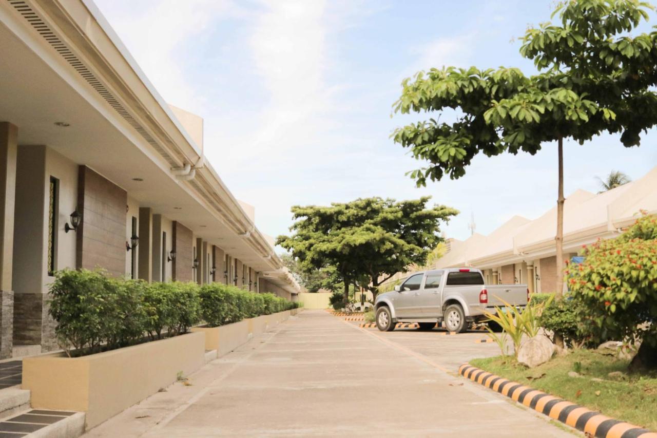 เรดดอร์ซ พรีเมียม แอท ไวร์เลส มันดาเว เซบู Hotel มันดาเวซิตี้ ภายนอก รูปภาพ